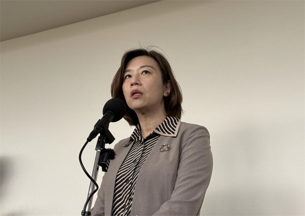 秀製程圖挺台糖免通報   林靜儀狠嗆台中「原油是能吃膩？」
