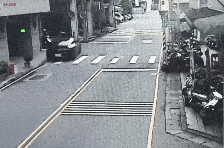 快新聞／毒駕？新莊男逆撞消防栓　身上竟搜出「依托咪酯」毒菸彈