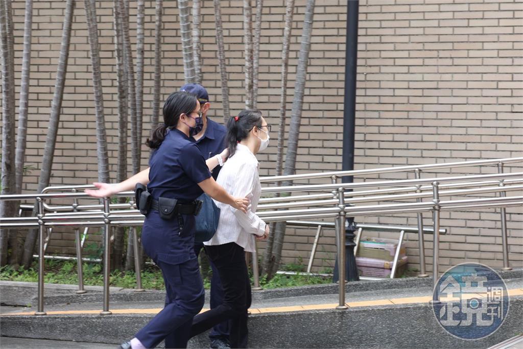 逼童跨椅蹲馬步、布條綁嬰兒四肢！　虐死「剴剴」保母姊妹再爆虐2童遭訴