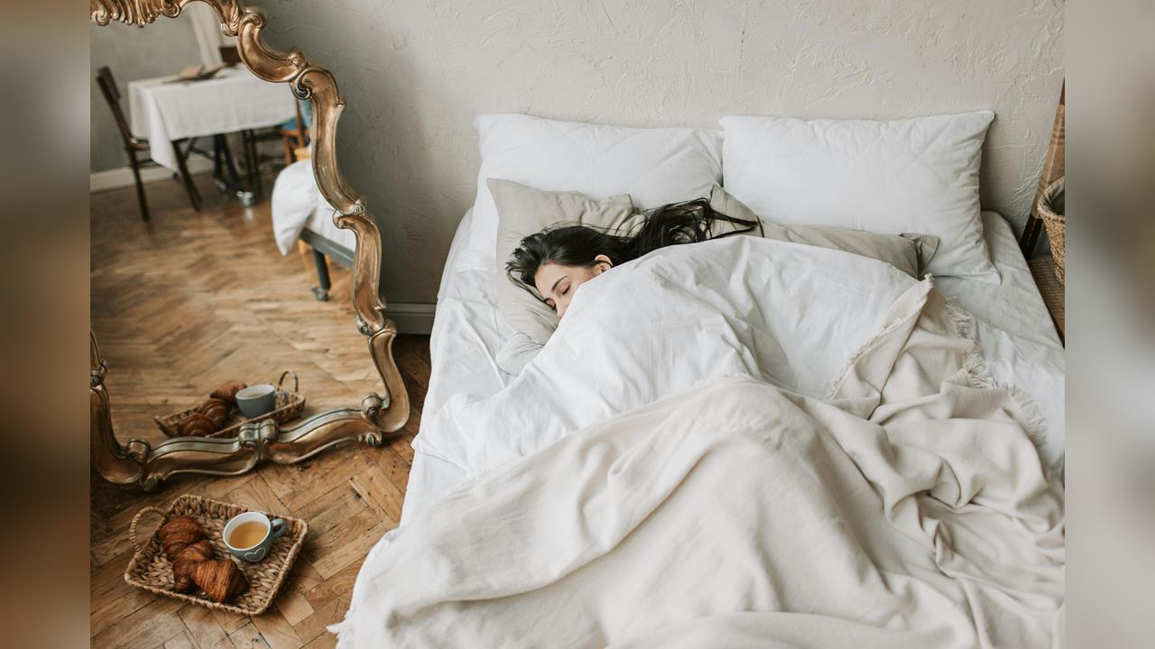 快新聞／早上睡不醒？日本睡眠專家揭「5招」清醒法　比咖啡更有效！