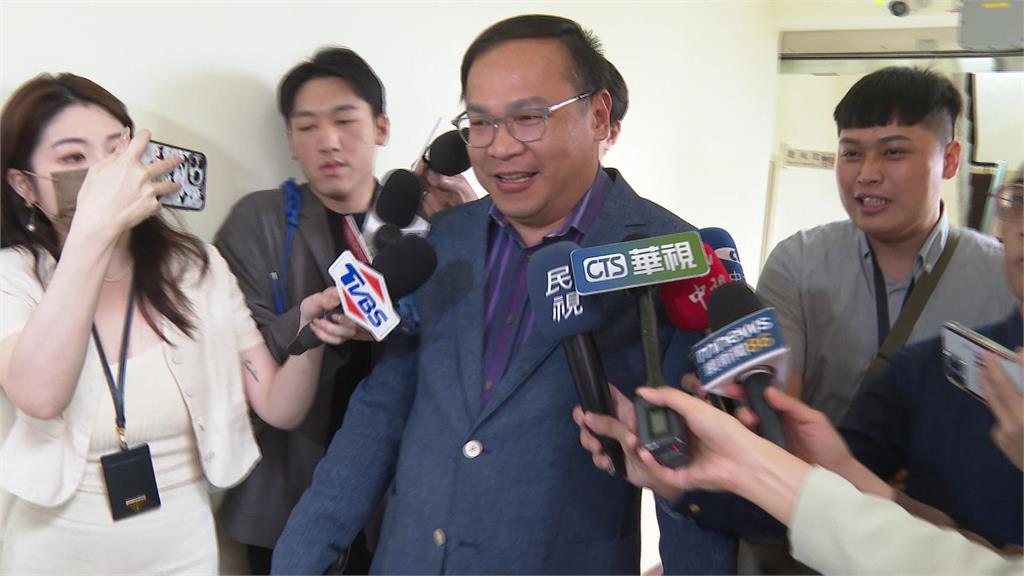 兒子被前女友爆劈腿？　王義川：已告誡兒好好處理感情事