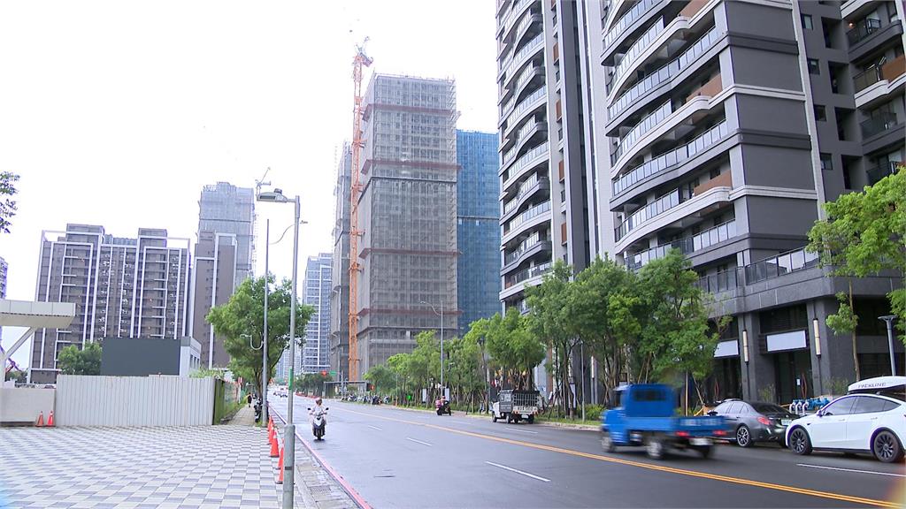 預售案「3年前實登700萬」最新開價曝！他震驚「房價要跌了」專家揭真相