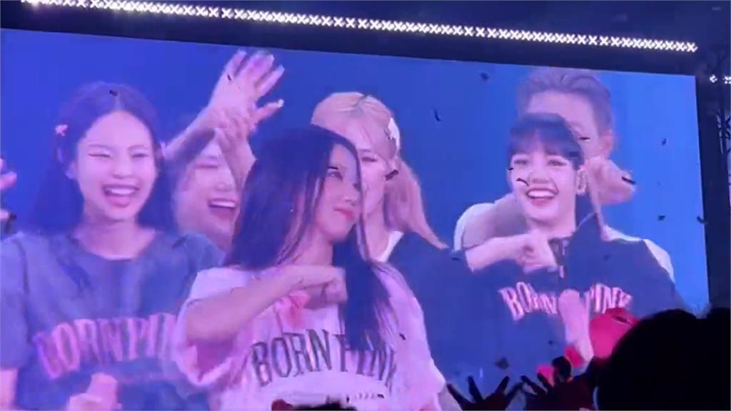 BLACKPINK超挺Jisoo!東京開唱成員狂跳「開花舞」粉絲全樂歪