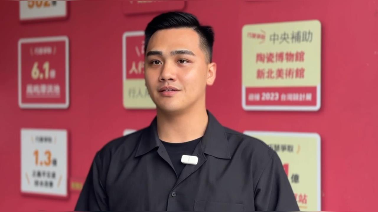 快新聞/李四川競辦又翻車?稱蘇巧慧抄敬老卡政見 帥哥發言人秀證據狠打臉