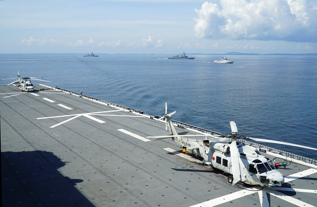 「出雲號」護衛艦遭無人機偷拍　日本防衛省第一時間否認
