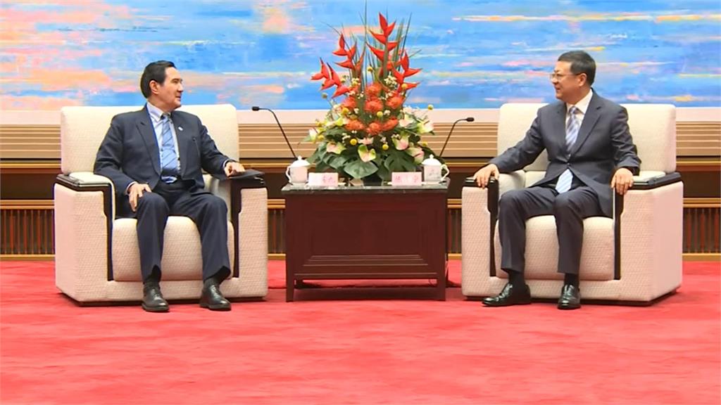 向上海書記秀台語「ECFA會擱發」　馬英九脫稿演出尷尬