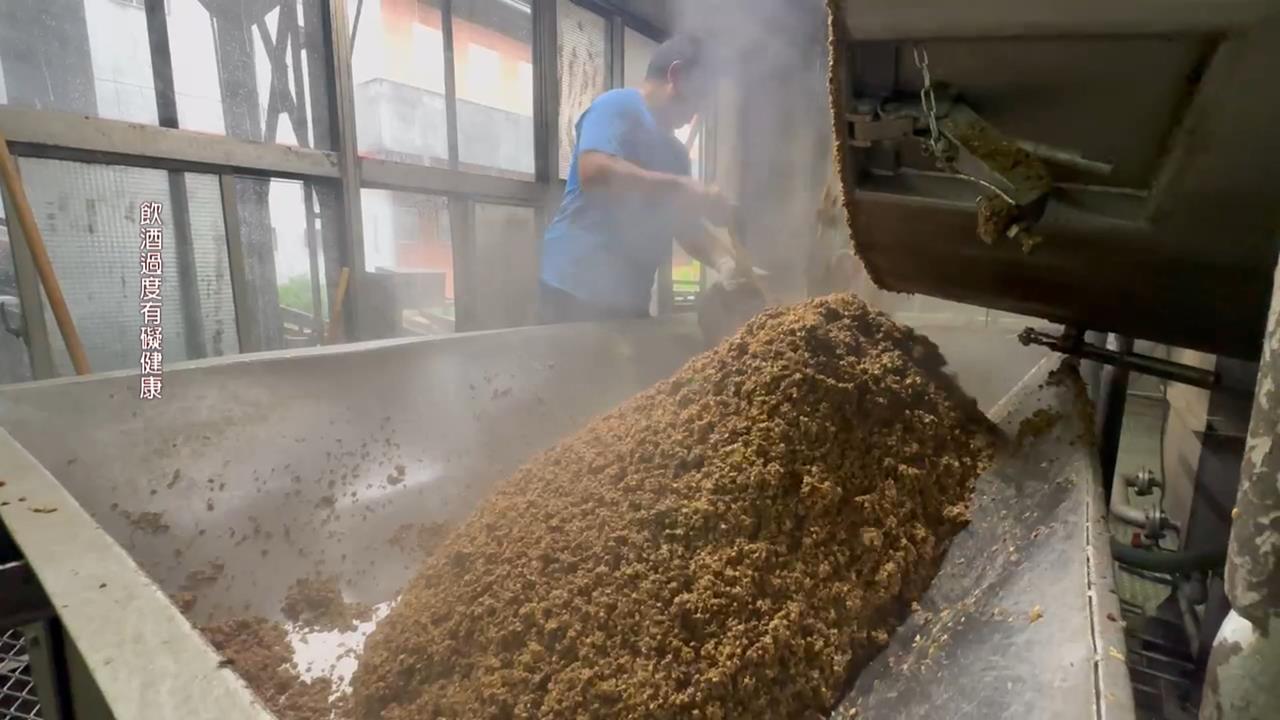 金門高粱「釀酒製程」首度曝光! 工序講究淬鍊逸品