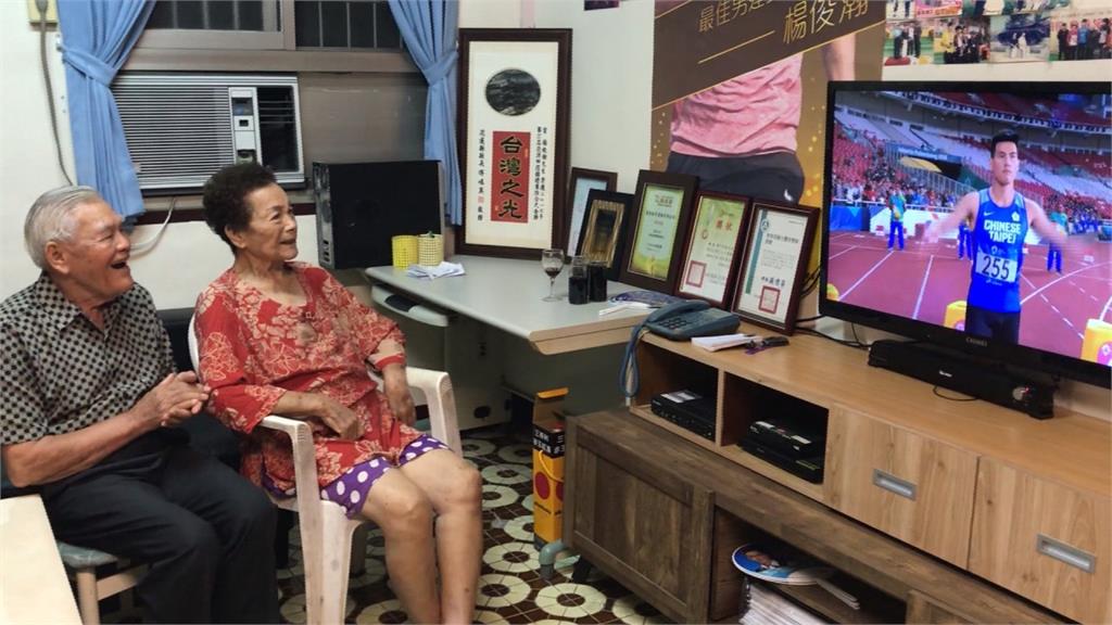 楊俊瀚亞運百米決賽 家人電視機前集氣