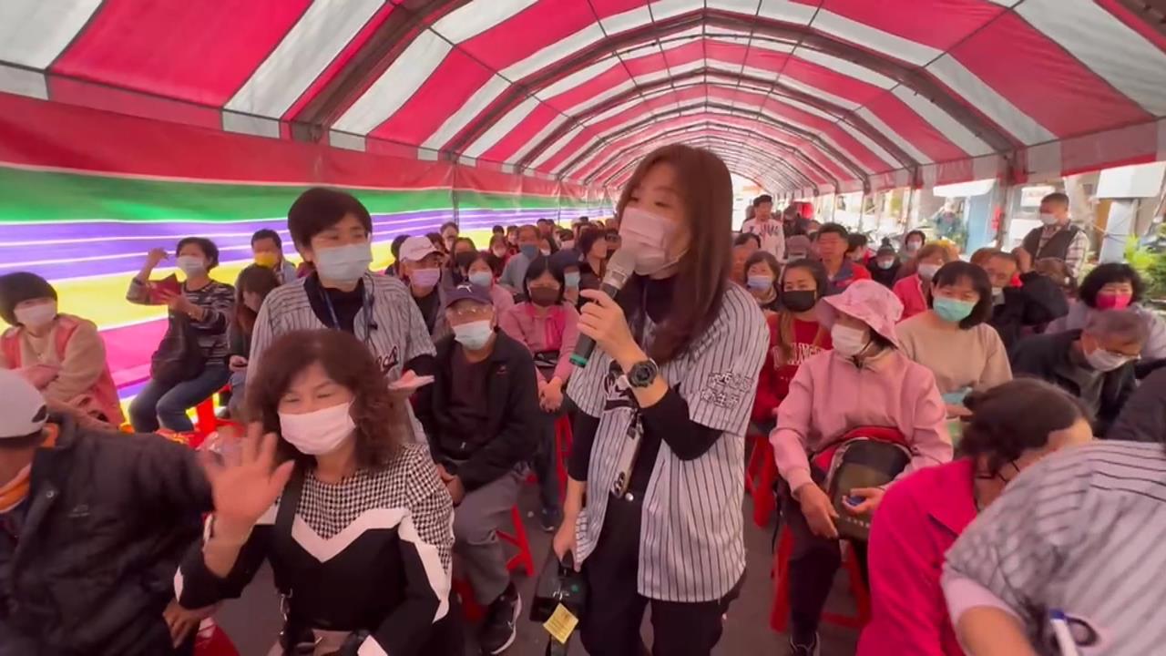 彰化皮蛇疫苗搶翻! "下午釋4567名額"長輩依舊摸黑來排隊