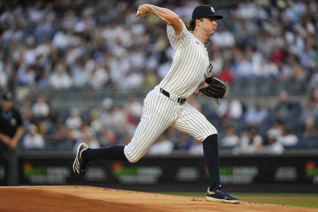 MLB(影)/初登板就賞全壘打王2張老K!洋基潛力新星右投好表現獲讚「噁心」