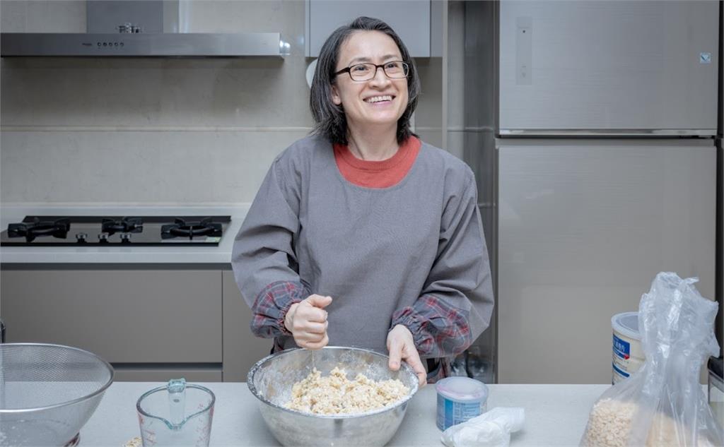 快新聞／手作Ranger Cookie餅乾「憶滿屋香味」　蕭美琴送祝福：蛇麼都強