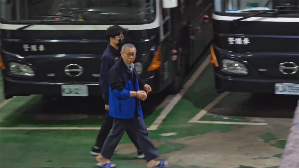 最前線(影)／錢存去哪？柯八張鉅額支票流向不難查？徐嶔煌解密兩種途徑！