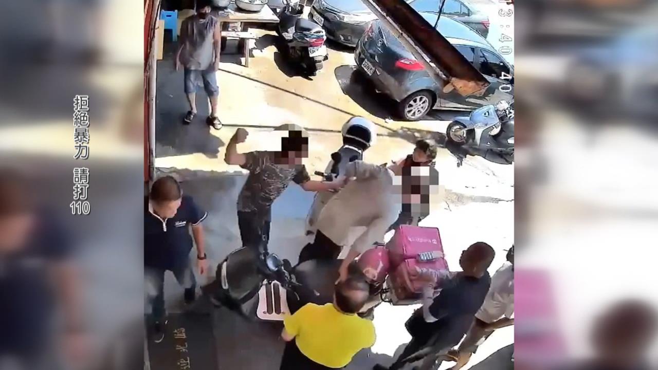 喝醉辱罵.推打民眾致傷 醉男囂張嗆警:不怕關