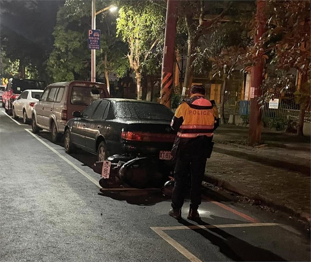 快新聞／老翁乖乖走馬路也被撞？　里長籲易車禍路段增設紅綠燈