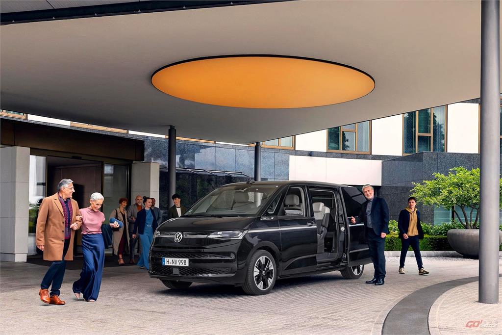 26 年式福斯商旅 Multivan TDI 8 人座車型 210 萬起發表上市!