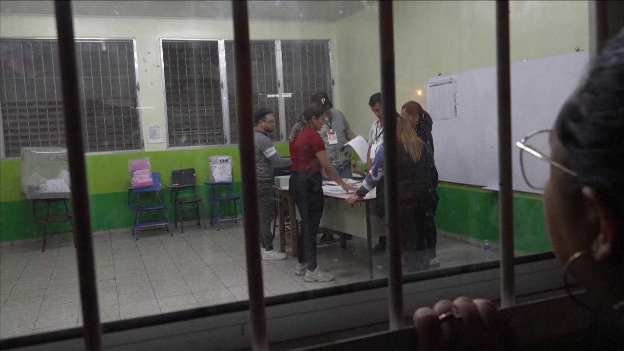 宏都拉斯選情膠著 開票一度中斷部分地區延後投票