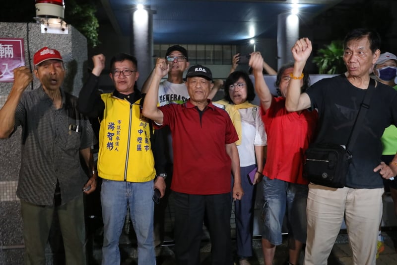 「雙罷劫」負責人徐尚賢收押　坦承一階段連署簽名「都是我和志工簽的」