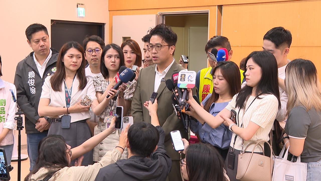 蔣市府稱「基層減壓」早推動　沈伯洋轟高傲、自認盡善盡美