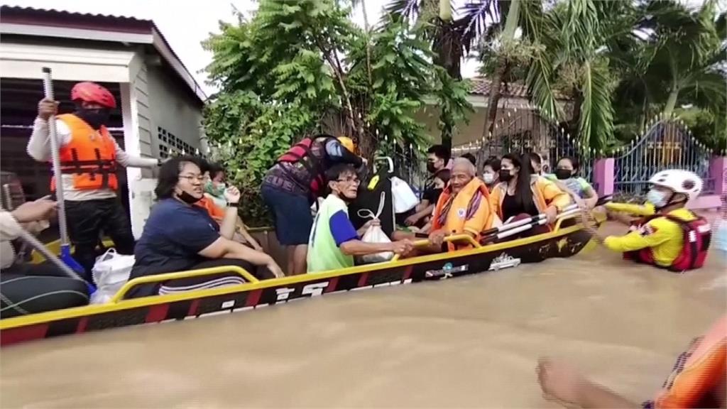 泰國水患釀7死20萬戶受災！婦人遭急流沖走身亡