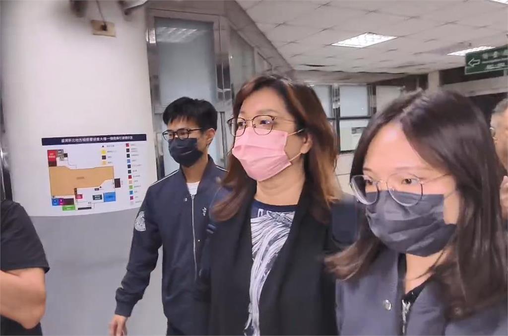 快新聞／涉罷綠委幽靈連署！藍新北市黨部書記長陳貞容嫌疑重大　遭法院羈押禁見