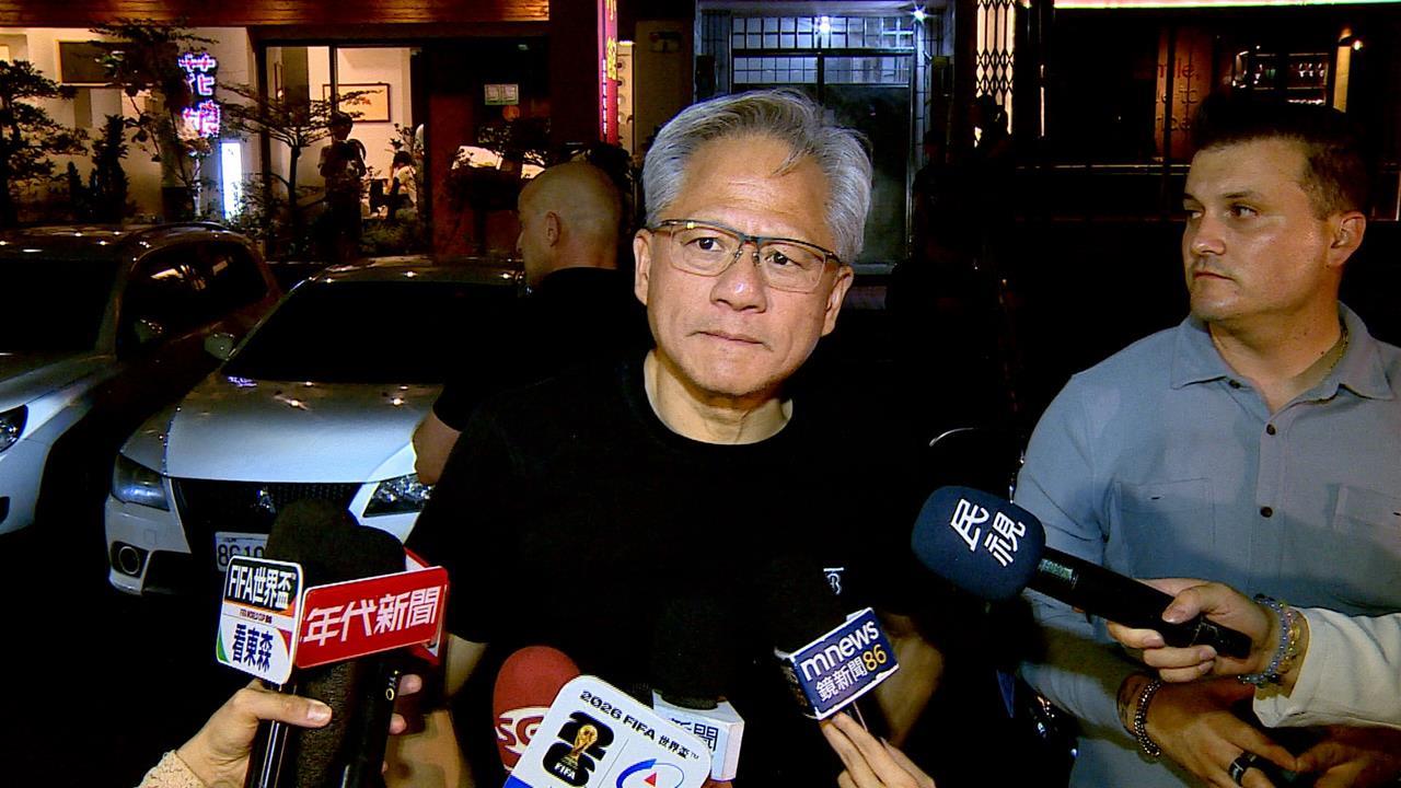 快新聞／根本說不通！黃仁勳批科技業CEO：裁員牽拖AI是「 懶惰的藉口」