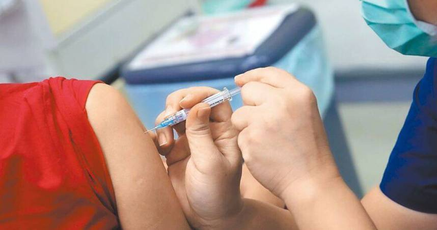 2歲男童流感併發肺炎!才打完點滴家長自行帶走 深夜抱回醫院已身亡