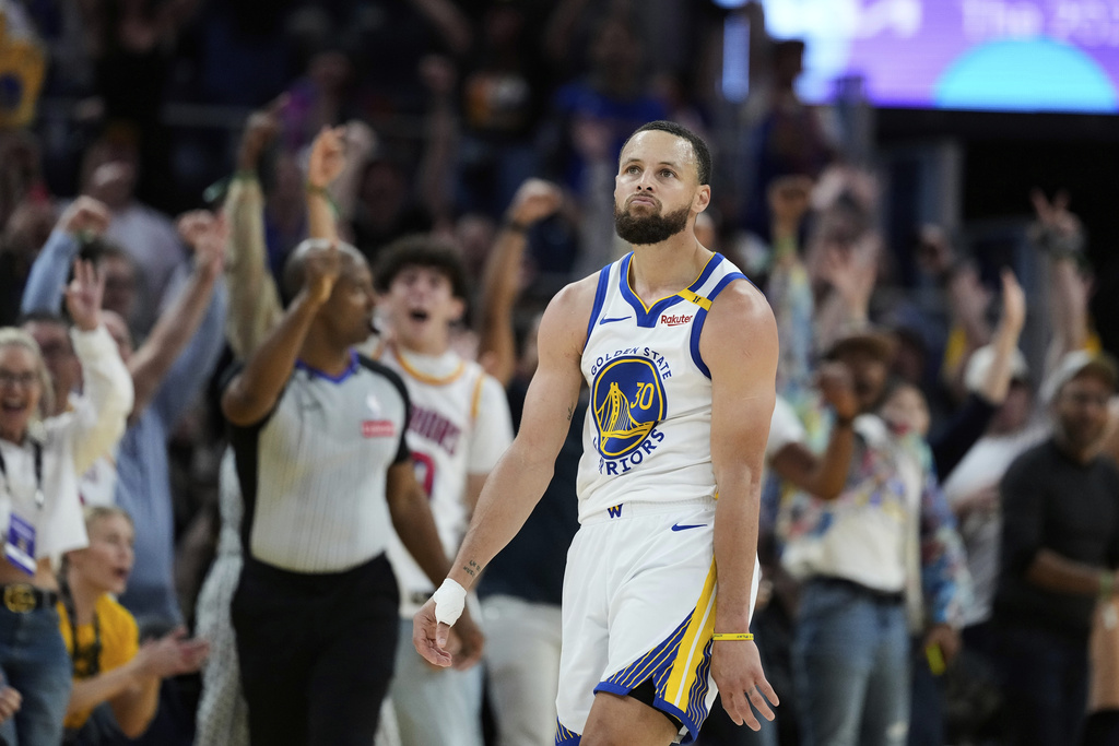NBA(影)／柯瑞帶傷上陣轟36分還輸！勇士附加賽對戰灰熊爭取季後賽席次