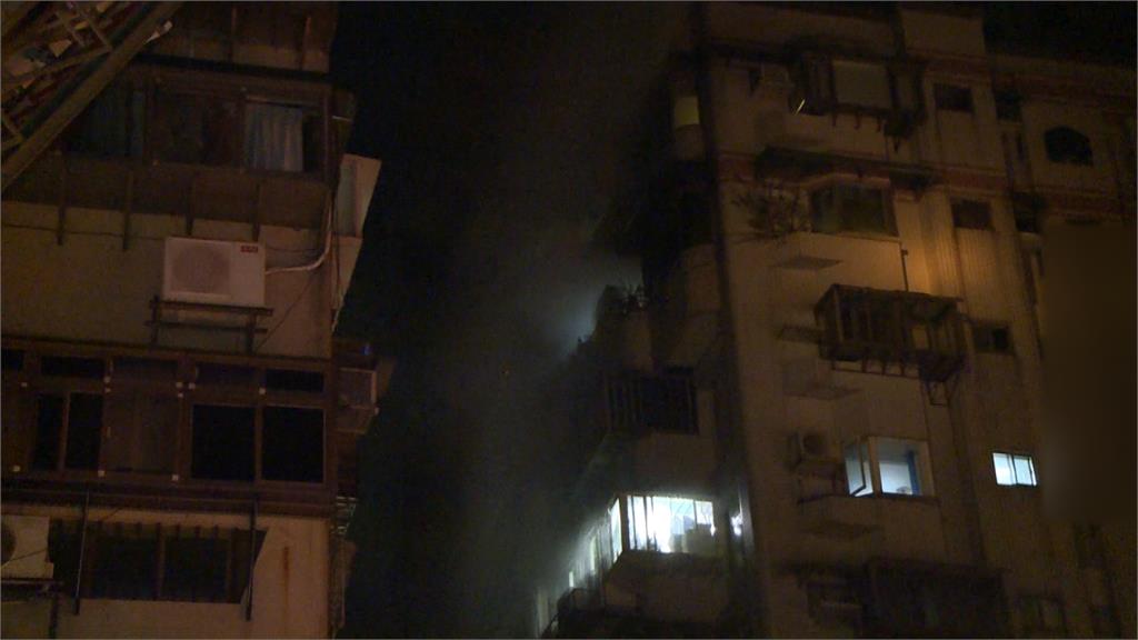 北市內湖暗夜惡火 4住戶獲救無生命危險
