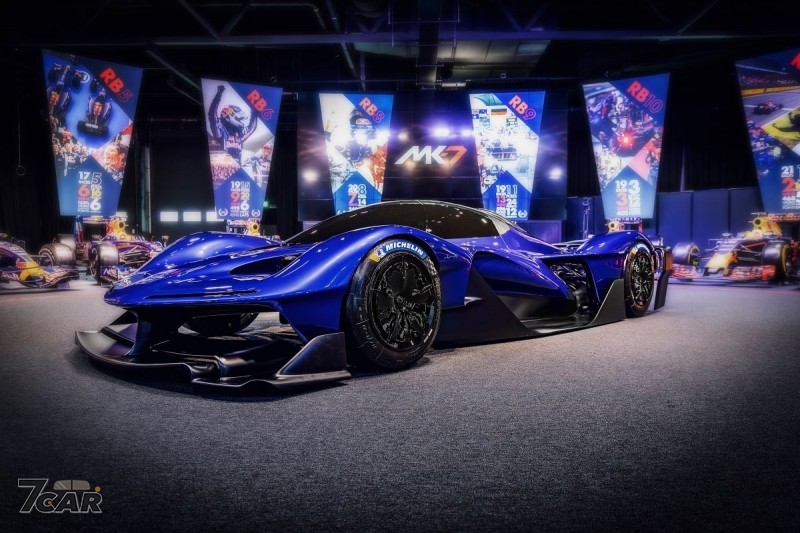 搭載自然進氣 V10、轉速高達 15,000rpm　Red Bull RB17 正式登場