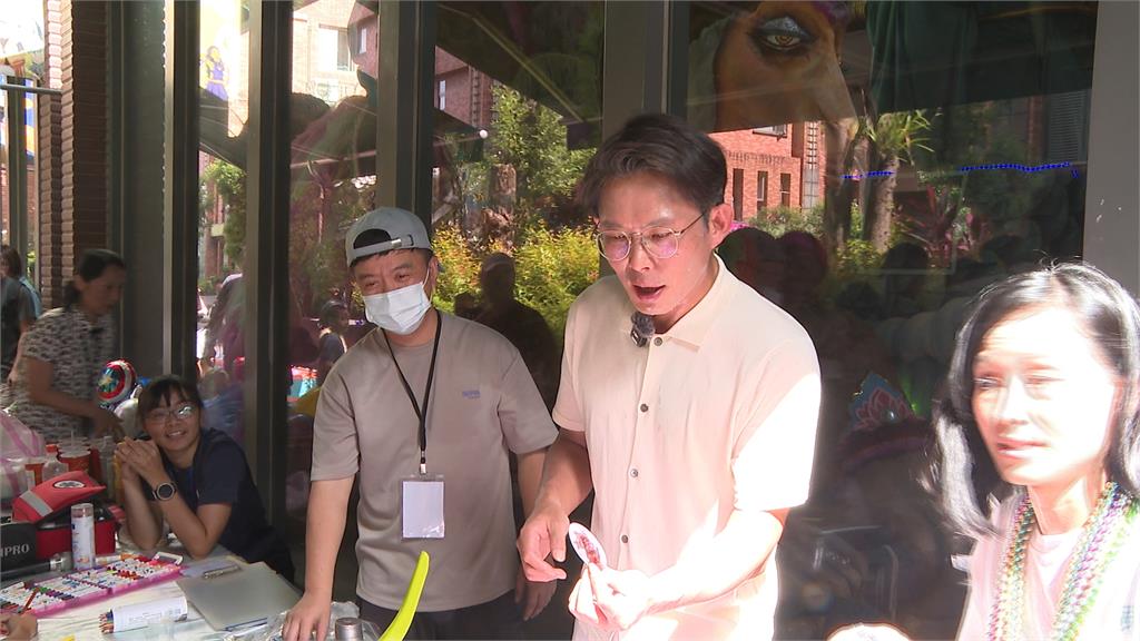 傳黨內將提案廢除2年條款？　黃國昌回應了
