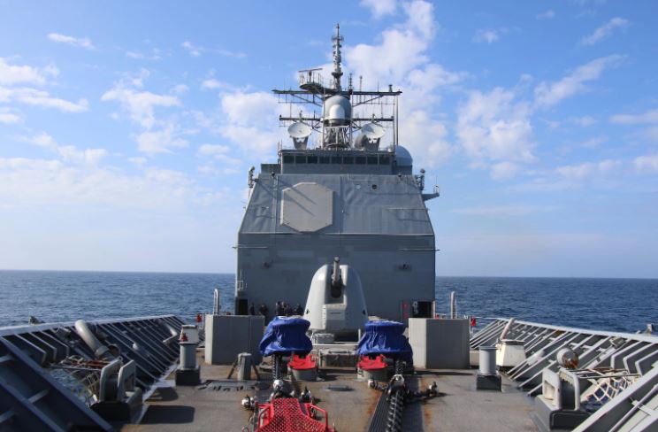 快新聞／美國海軍飛彈巡洋艦通過台灣海峽　美軍：展現對自由開放印太地區承諾