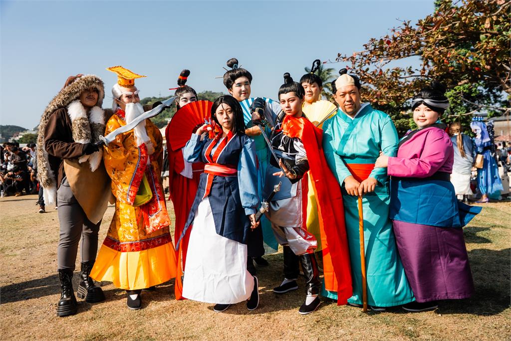 黑鷹直升機「參戰」!駁二動漫祭15週年開展千團齊聚