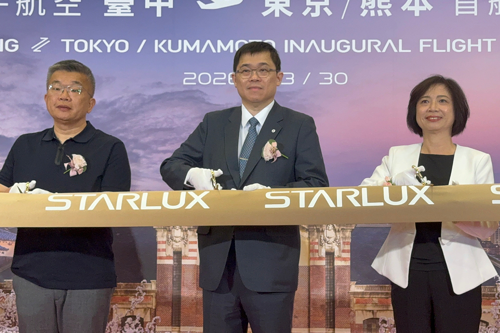 星宇航空今起台中直飛東京、熊本 何欣純籲市府完善機場交通門戶計畫