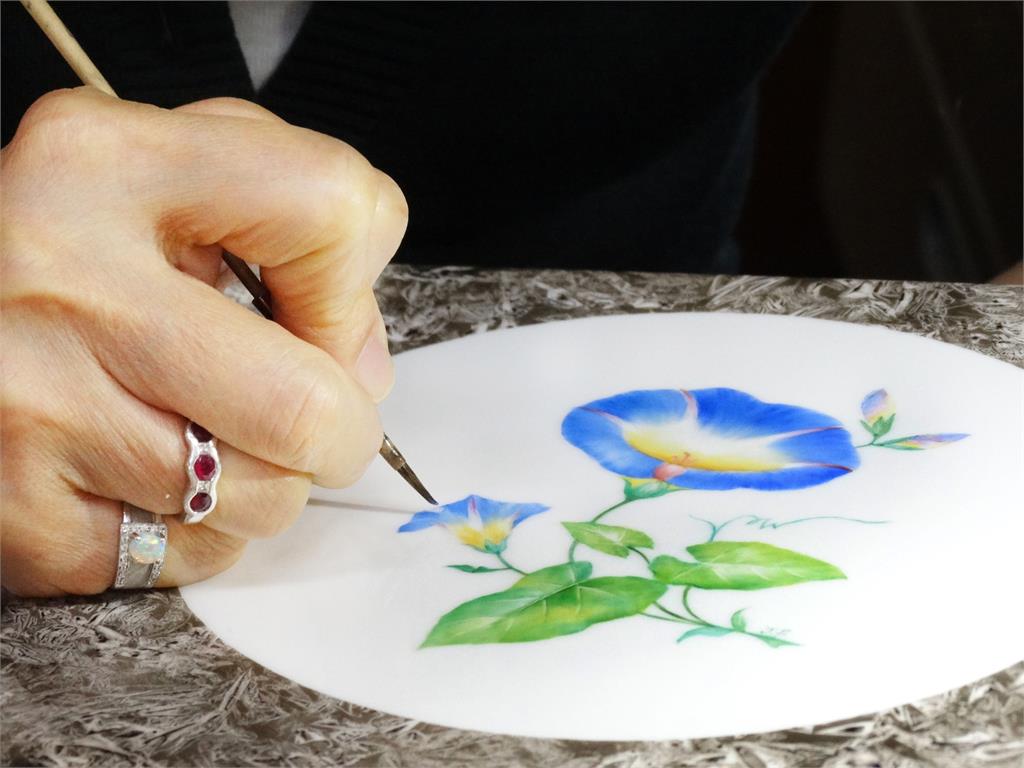 當歐洲瓷器彩繪藝術遇上文房日式老屋  共創生活美學