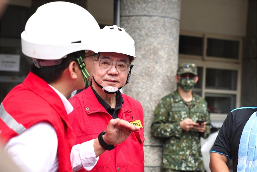 快新聞／誓言「政府要當離島的中央山脈」！　卓榮泰親赴蘭嶼督促災後復原