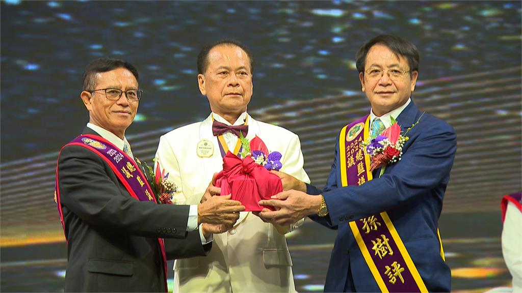 國際獅子會300E複合區　舉辦總監議會議長交接典禮