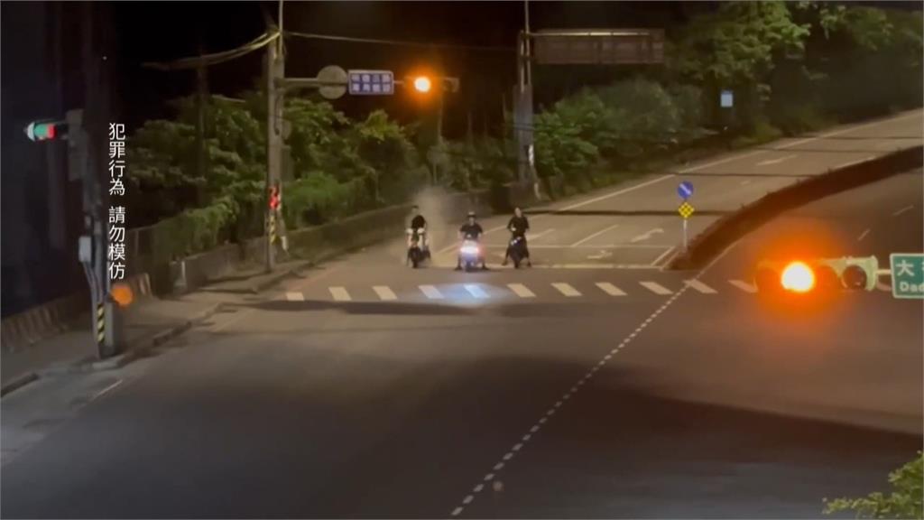 基隆改裝機車街頭競速被逮　一台竟是電動機車改成燃油車