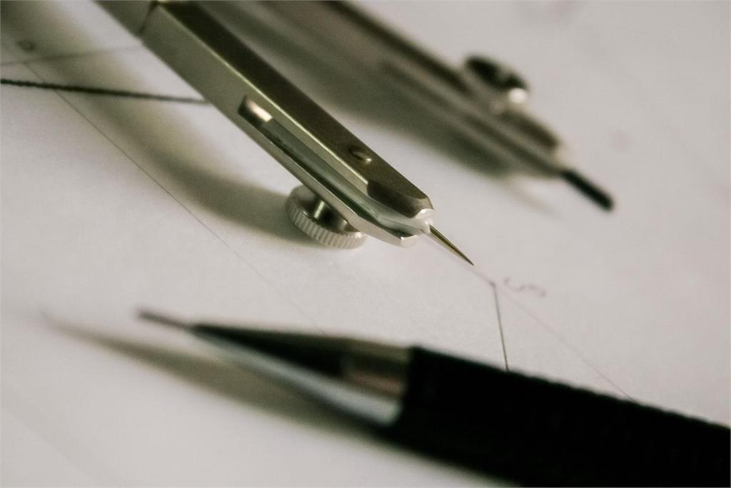 爸爸教孩子作業崩潰！「861÷4」算錯求救　全網爆笑