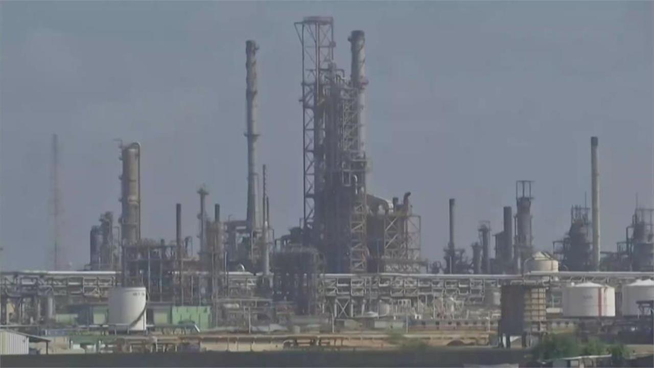 川普喊話伊朗、關稅突襲歐洲：油價恐現劇烈波動   2026年銅價上漲