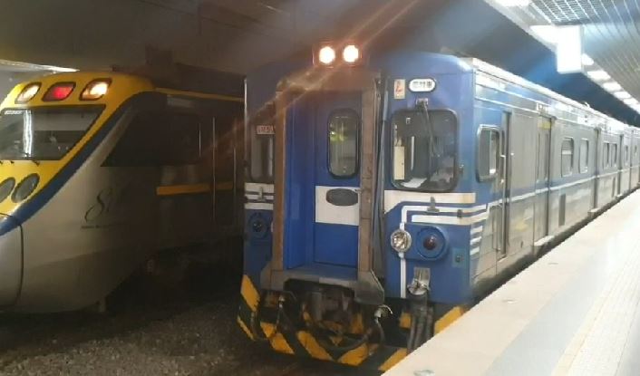 快新聞／台鐵一早2事故！　基隆=七堵號誌故障車延誤、暖暖=四腳亭撞行人單線通車