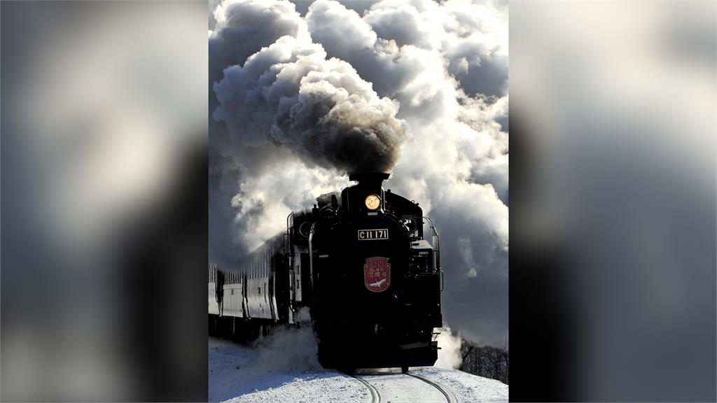 骨董級蒸汽火車上看美景！　北海道「冬季濕原號」年度首班車出發