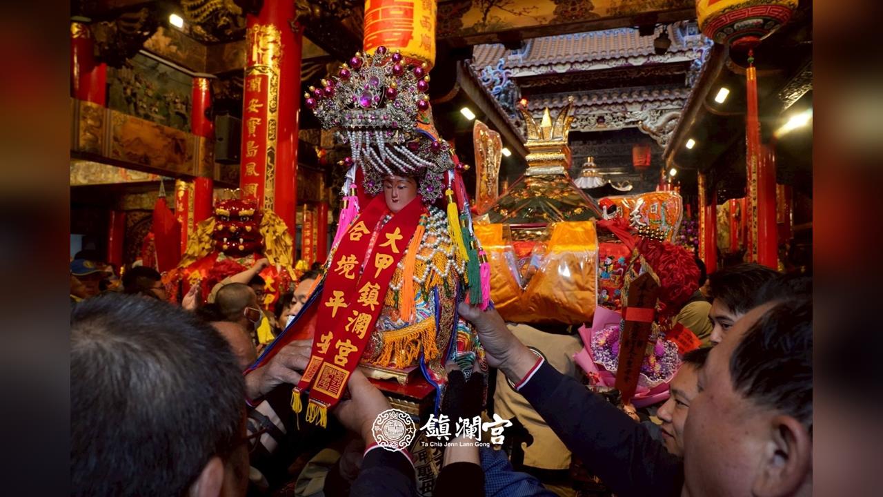 大甲媽祖「純手工新車」曝光！鎮瀾宮曝「台灣限定」巧思：神轎已經就緒