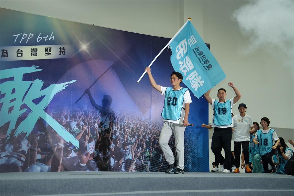 向前行(影)／黃國昌布局2026？同是小黨出身的他分析：想彎道超車！