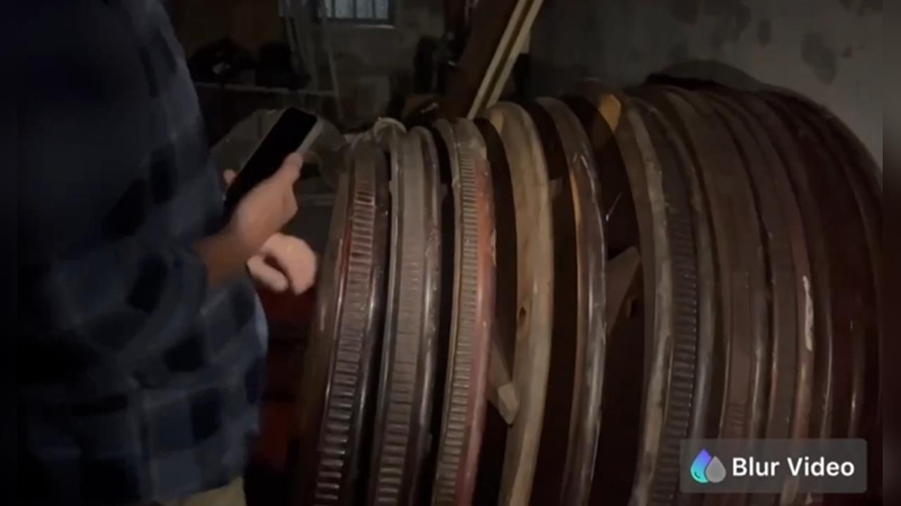 假看貨真偷竊！　苗倉庫被剪大洞檜木桌、老酒失竊