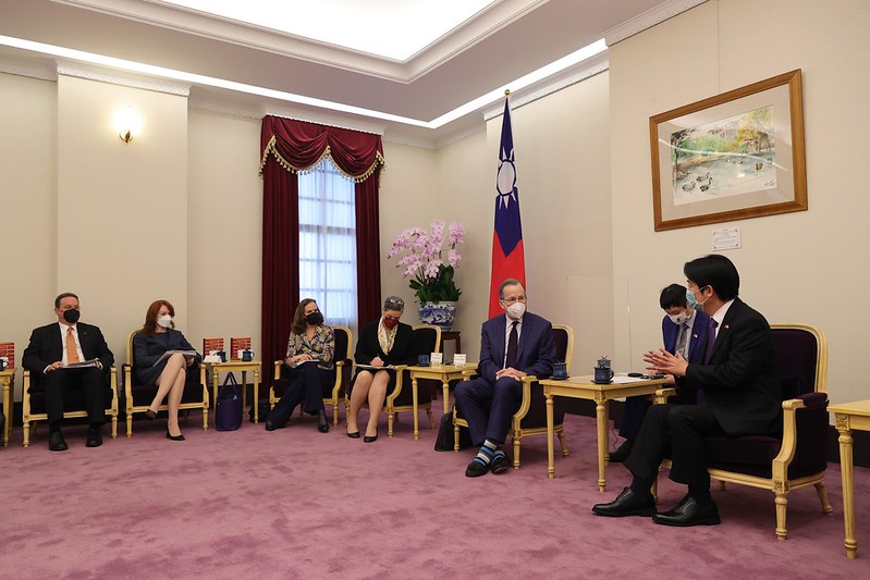 快新聞／賴清德接見美特使團　盼協助台灣加入CPTPP、台美簽訂BTA