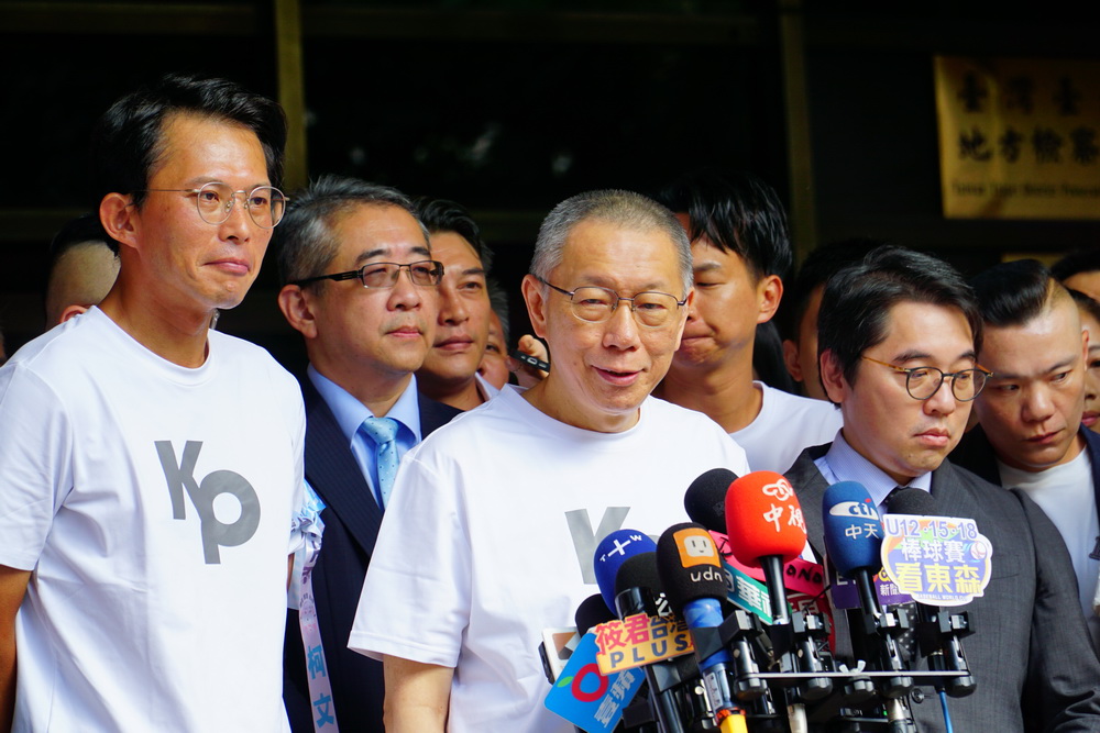 辯論首日　柯文哲批把司法當政治工具　比小英還糟糕