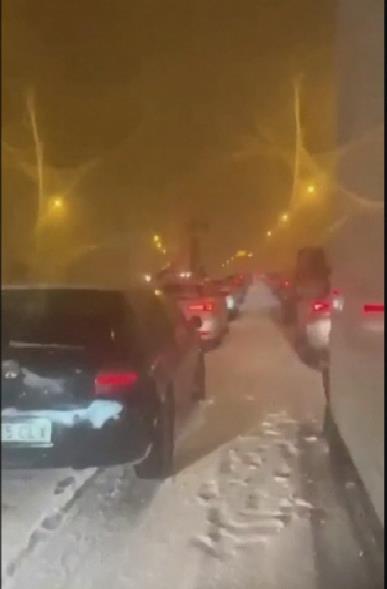西班牙大雪紛飛 境內400條路受阻