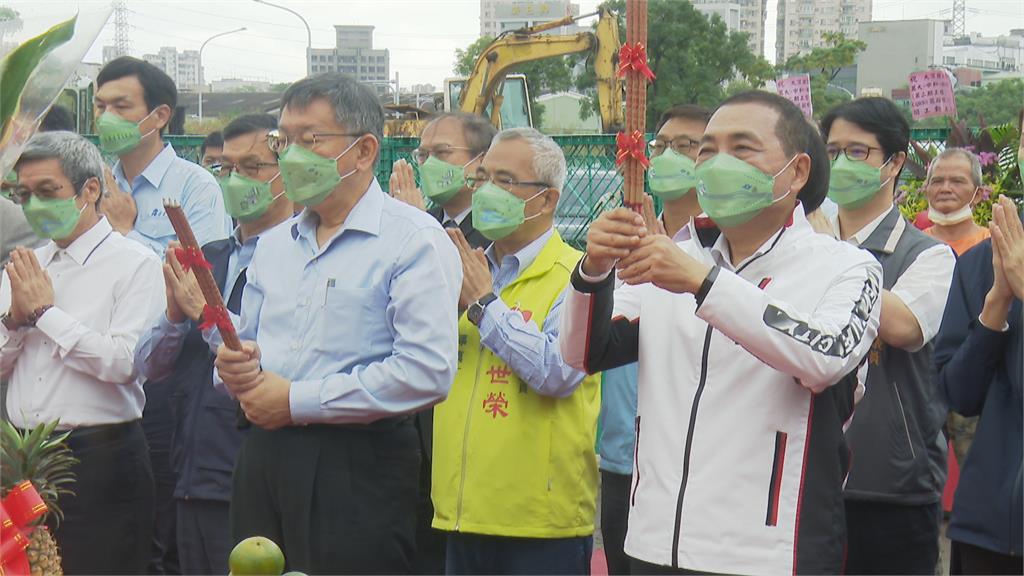 2024總統熱門人選！　柯侯同台「互動冷冰冰」