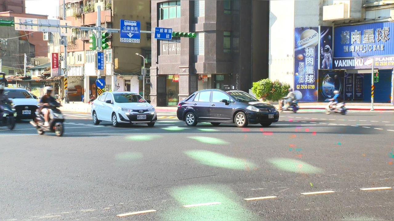 公館「時段性禁止左轉」上路首日　騎士、駕駛抱怨不斷