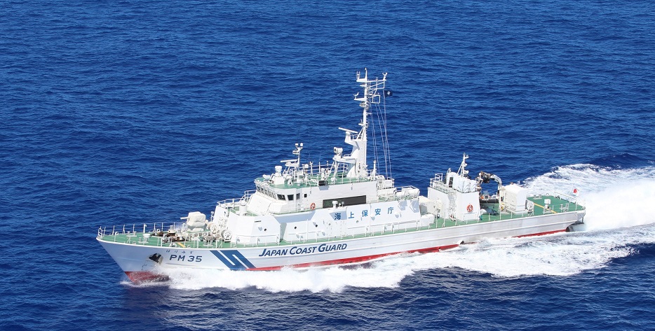 快新聞／日本沖繩縣外海「潛水船」翻覆　20人落海被救起